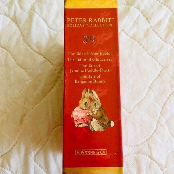 Peter Rabbit 🐇 Holiday Collection Deluxe Giftset - Picture 3 of 4